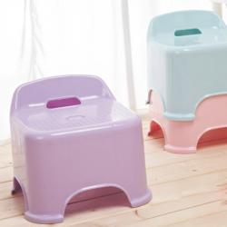 多樂(lè)方凳（中）